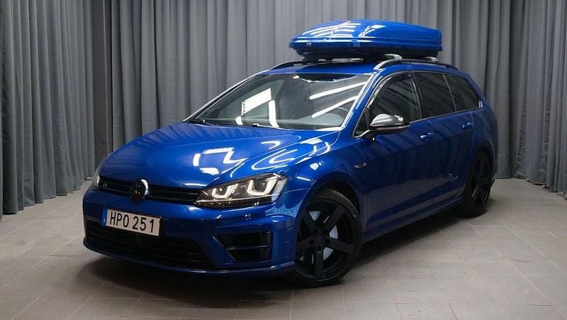 Blå Begagnad 2015 VW Golf VII R Kombi | 199 000 kr (Bra pris) - Bild 1/4