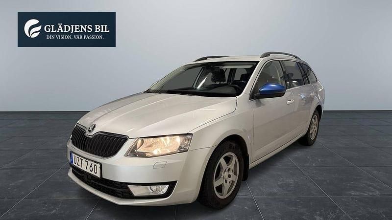 Begagnad Skoda Octavia 112 HK (82 kW) 2016 Silver Halvkombi