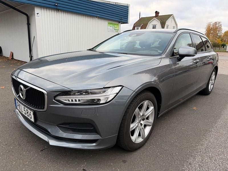 Grå Begagnad 2018 Volvo V90 Kinetic Kombi | 165 000 kr (Dyr) - Bild 1/4
