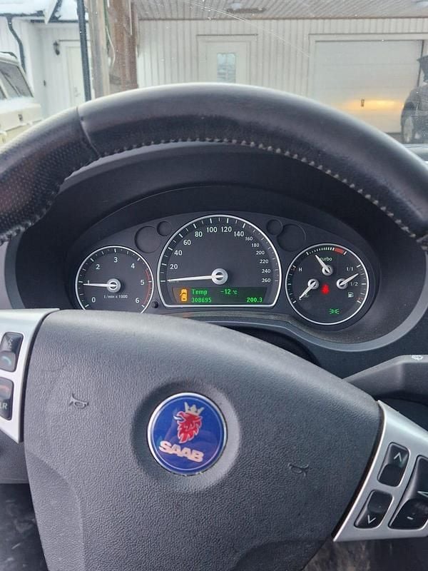 Begagnad Saab 9-3 180 HK (132 kW) 2010 Kombi