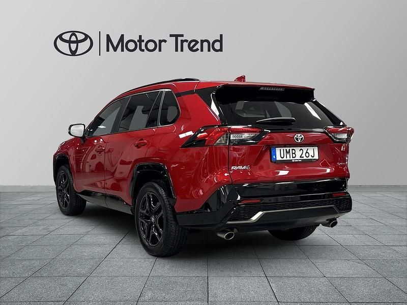 Begagnad Toyota RAV4 Hybrid 2025 Röd SUV