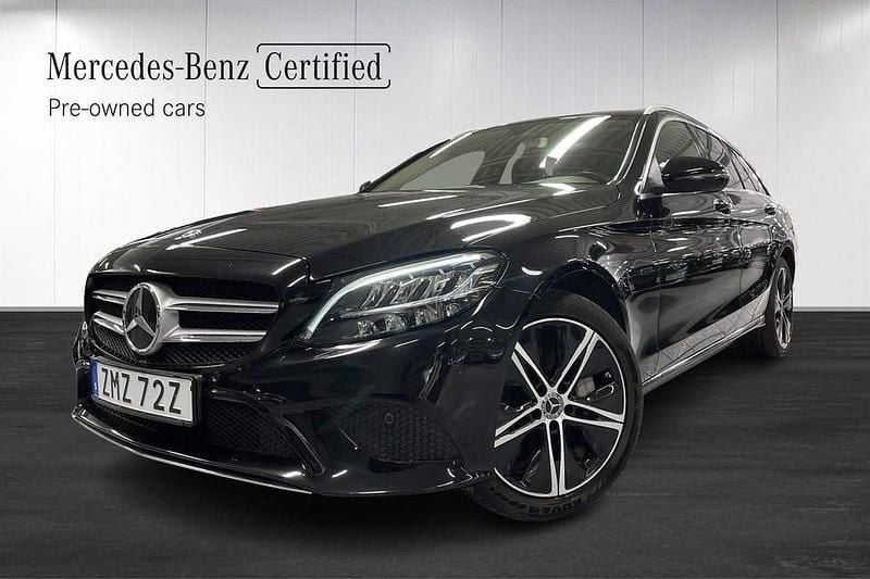 Svart Begagnad 2020 Mercedes C300 Kombi | 299 900 kr (Marknadspris) - Bild 1/4