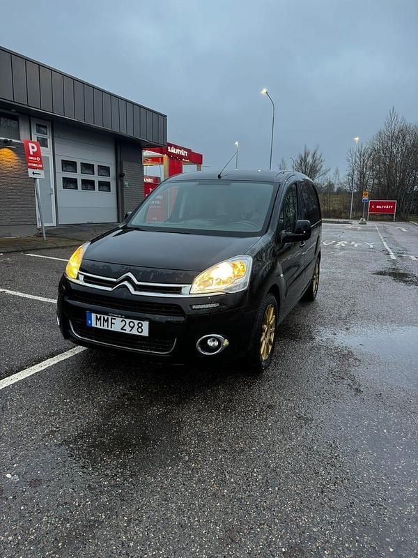 Begagnad 2014 Citroën Berlingo Minibuss | 63 000 kr (Marknadspris) - Bild 1/4