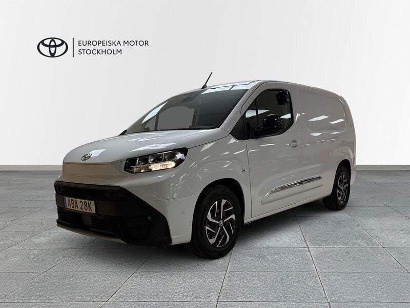 Vit Begagnad 2024 Toyota Proace City Van | 469 900 kr - Bild 1/4