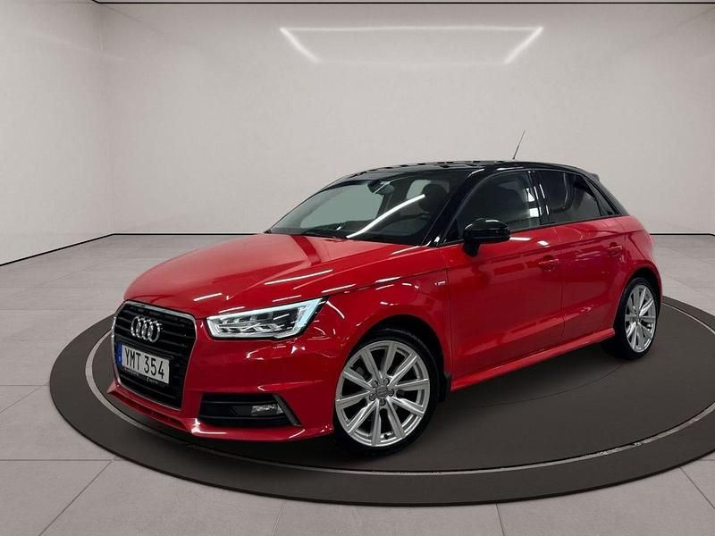 Röd Begagnad 2018 Audi A1 Sportback S-Line Halvkombi | 165 900 kr (Marknadspris) - Bild 1/3