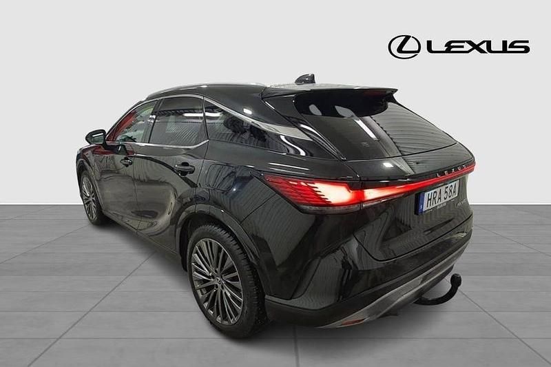 Begagnad Lexus RX350h Executive Line 253 HK (186 kW) 2023 Svart SUV