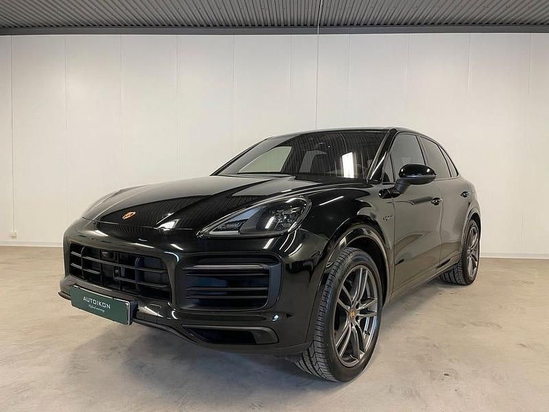 Svart Begagnad 2023 Porsche Cayenne Platinum Edition SUV | 1 049 000 kr - Bild 1/4