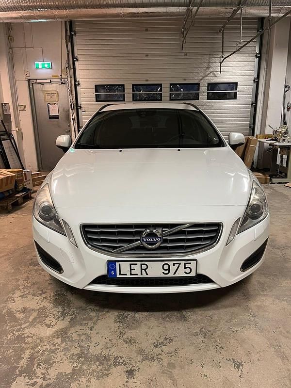 Begagnad Volvo V60 163 HK (119 kW) 2011 Kombi