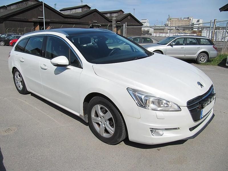Vit Begagnad 2012 Peugeot 508 SW Kombi | 59 900 kr (Marknadspris) - Bild 1/4