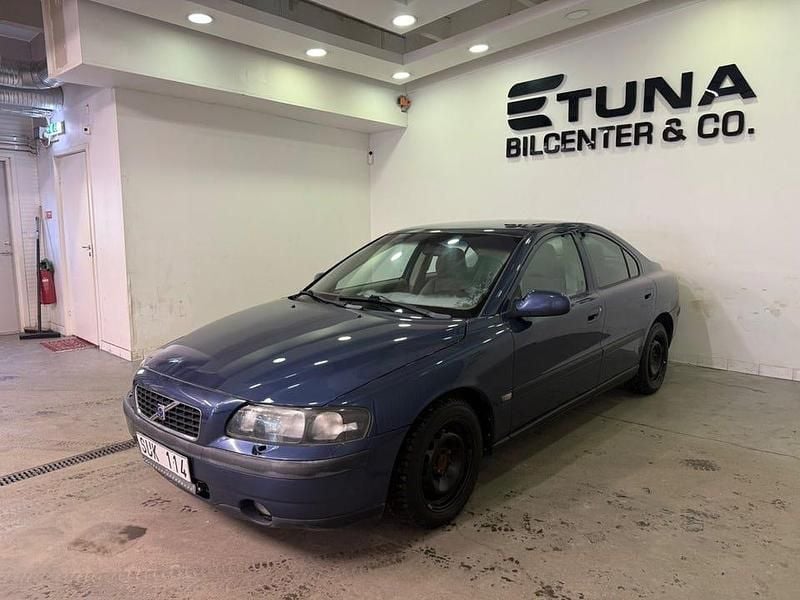 Begagnad Volvo S60 140 HK (102 kW) 2002 Blå Sedan