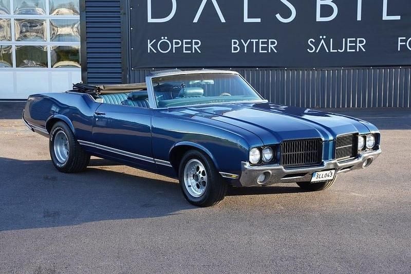 Blåmetallic Begagnad 1971 Oldsmobile Supreme Cab | 229 000 kr - Bild 1/4