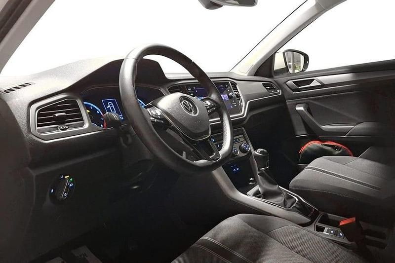 Begagnad VW T-Roc 112 HK (82 kW) 2021 Vit SUV