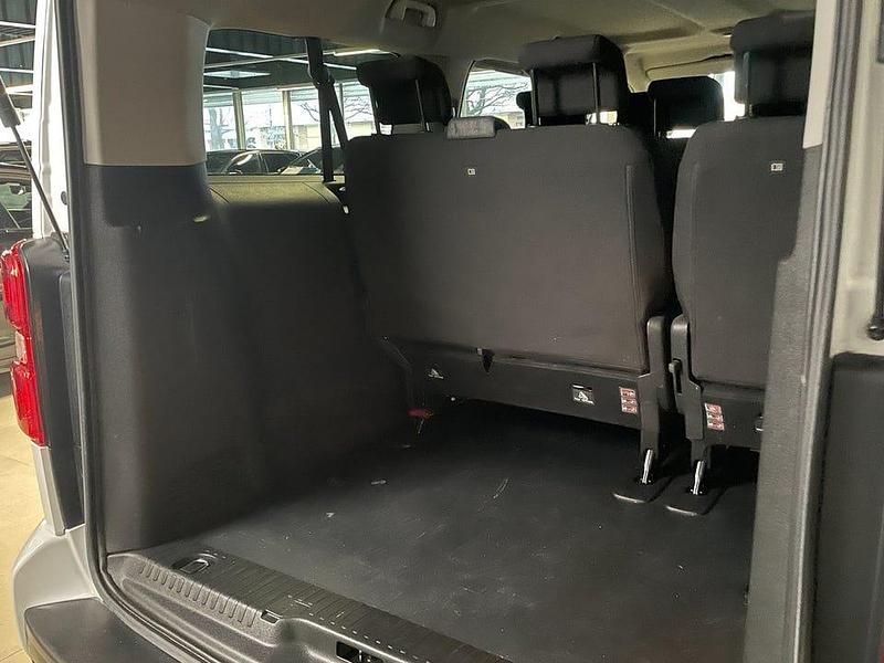 Begagnad Citroën Spacetourer 144 HK (105 kW) 2022 Vit Minibuss