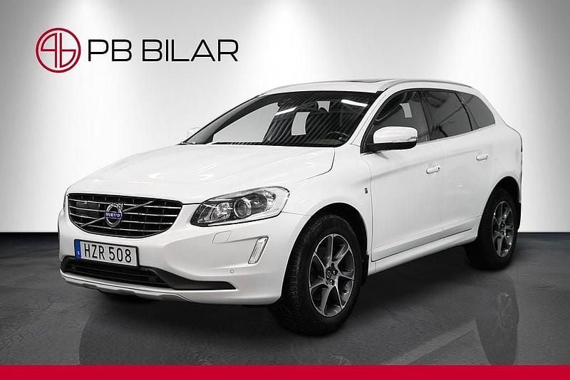Begagnad Volvo XC60 Ocean Race 220 HK (161 kW) 2015 Vit SUV