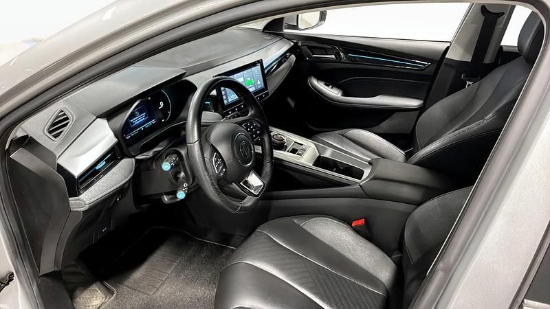 Begagnad MG MG5 EV Long Range 11 kW (15 HK) 2022 Grå Kombi