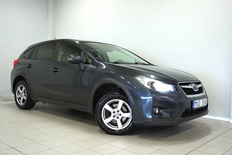 Mörkgrå (grå) Begagnad 2013 Subaru XV SUV | 94 990 kr (Superpris) - Bild 1/4