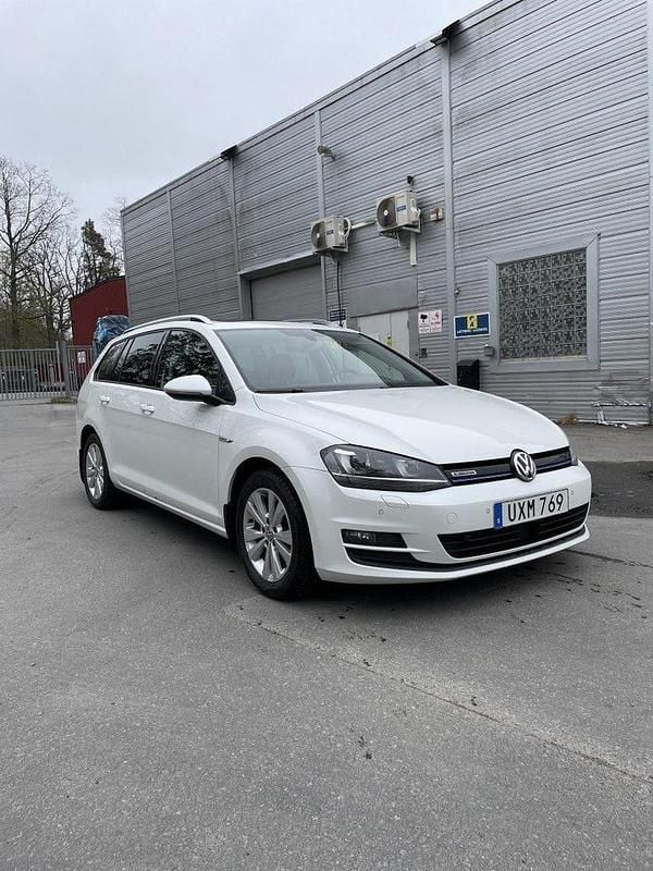 Begagnad 2015 VW Golf VII Kombi | 75 000 kr (Marknadspris) - Bild 1/4