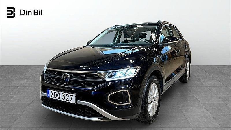Svart (deep black pearl) Begagnad 2022 VW T-Roc Pro SUV | 264 900 kr (Marknadspris) - Bild 1/4