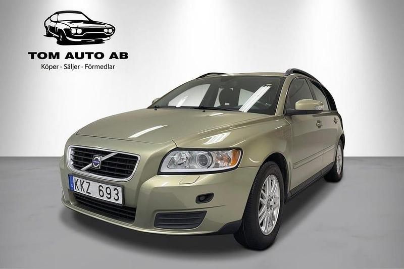 Begagnad Volvo V50 Kinetic 125 HK (91 kW) 2007 Grön Kombi