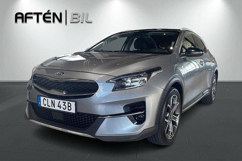 Grå Begagnad 2021 Kia XCeed 2 SUV | 238 800 kr (Marknadspris) - Bild 1/3