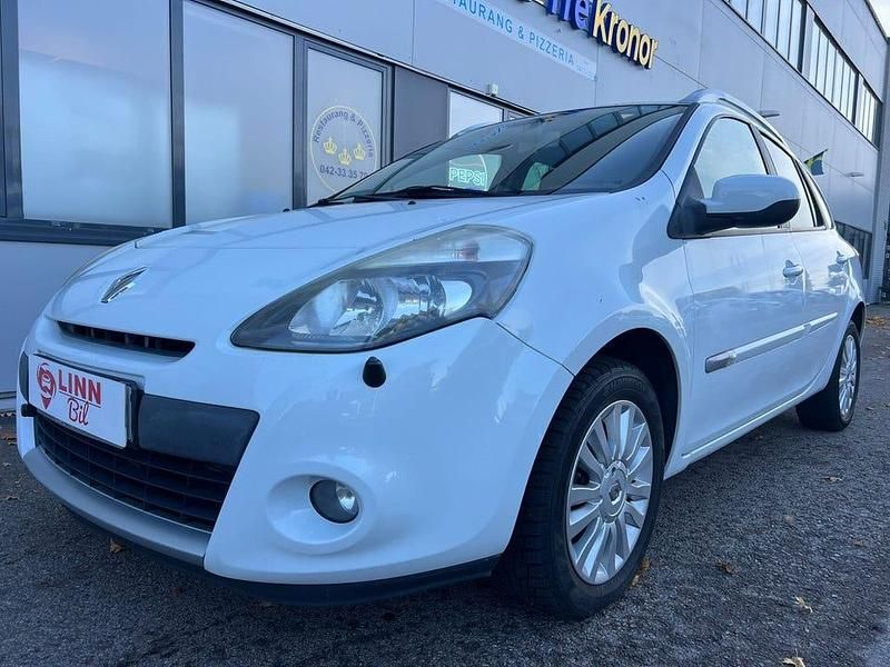 Vit Begagnad 2013 Renault Clio GrandTour Kombi | 46 999 kr (Dyr) - Bild 1/4