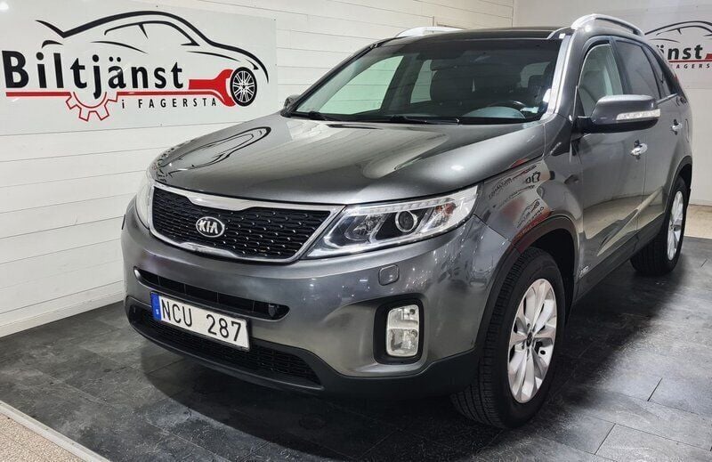 Grå Begagnad 2012 Kia Sorento SUV | 109 900 kr (Marknadspris) - Bild 1/4