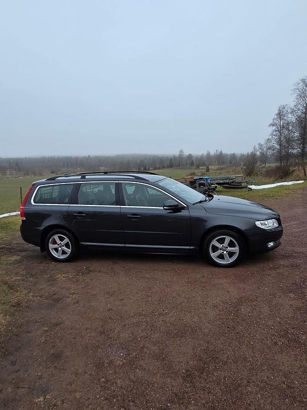 Begagnad Volvo V70 Standard 150 HK (110 kW) 2016 Kombi