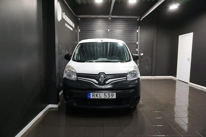 Begagnad Renault Kangoo 90 HK (66 kW) 2018 Vit Minibuss