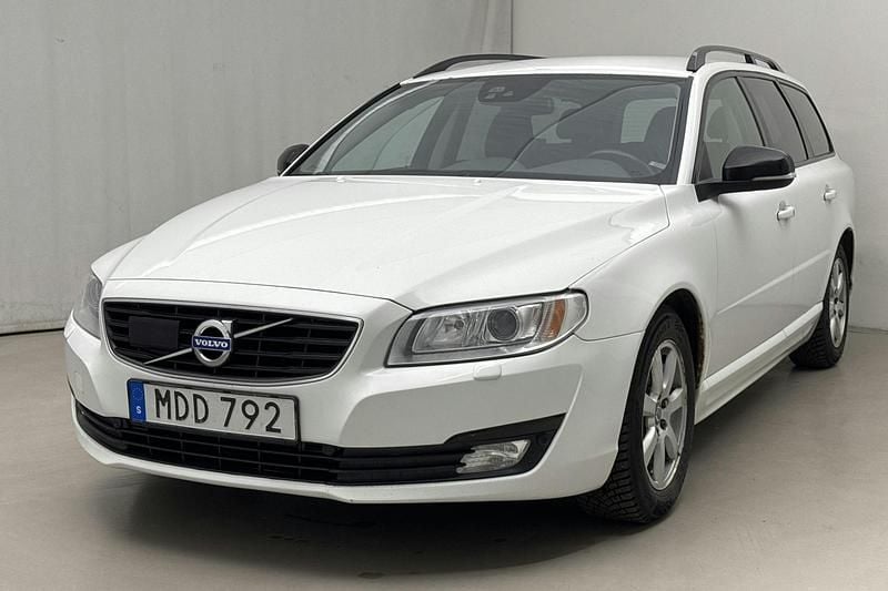 Vit Begagnad 2016 Volvo V70 Standard Kombi | 120 000 kr (Superpris) - Bild 1/4