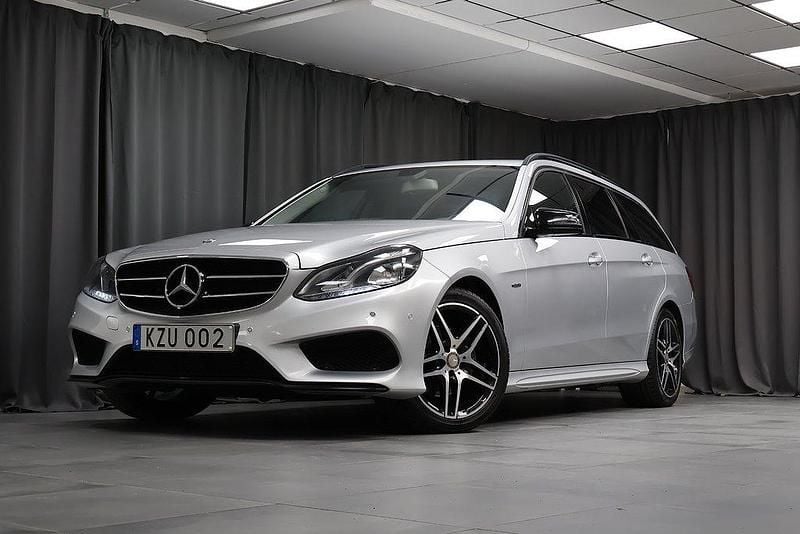 Silver Begagnad 2015 Mercedes E220 AMG Kombi | 269 000 kr (Dyr) - Bild 1/4
