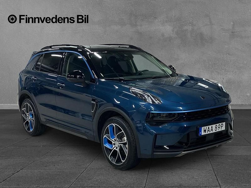 Begagnad Lynk & Co 01 179 HK (131 kW) 2022 Blå SUV