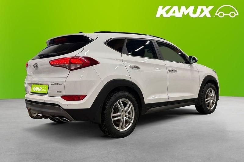 Begagnad Hyundai Tucson Premium 185 HK (136 kW) 2016 Vit SUV