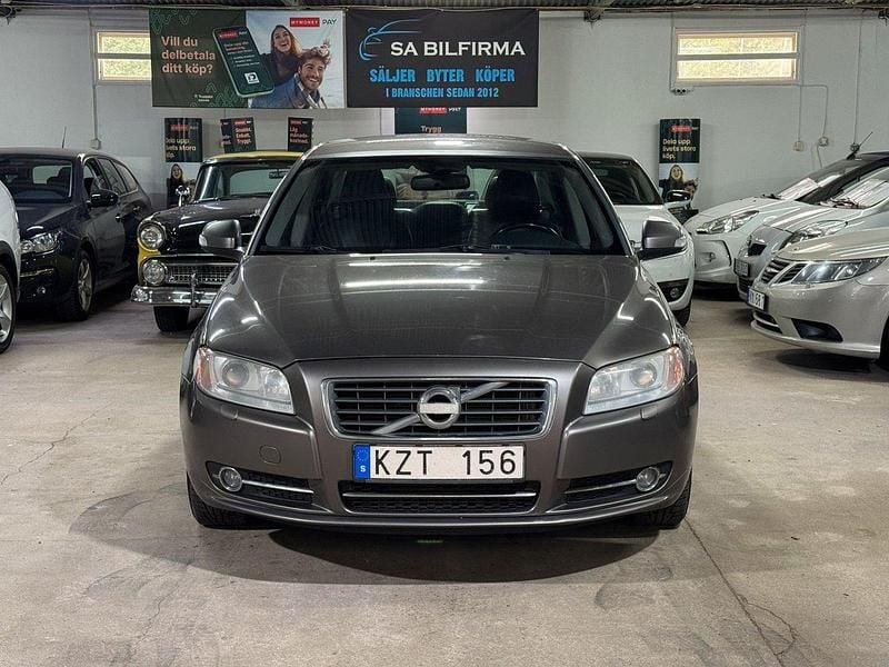 Begagnad Volvo S80 Summum 164 HK (120 kW) 2010 Grå Sedan
