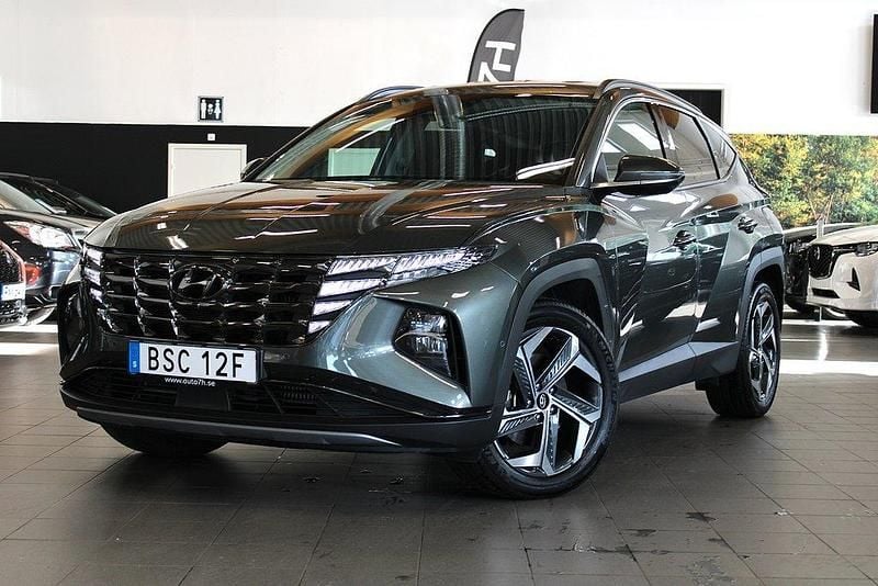 Grå Begagnad 2023 Hyundai Tucson Advanced SUV | 299 900 kr (Superpris) - Bild 1/4