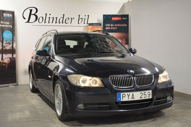 Blå Begagnad 2007 BMW 325 Advantage Kombi | 58 900 kr (Bra pris) - Bild 1/4