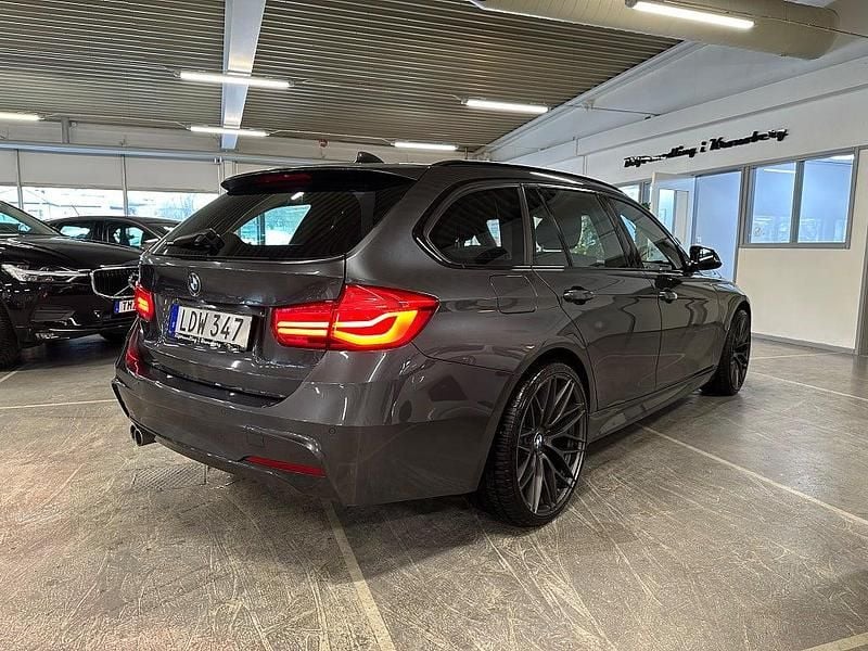 Begagnad BMW 320 M Sport 190 HK (139 kW) 2018 Grå Kombi