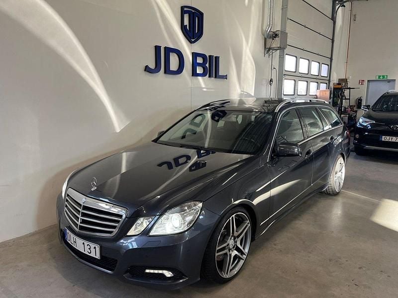 Mörkgrå Begagnad 2010 Mercedes E350 Kombi | 129 800 kr (Lite dyr) - Bild 1/4