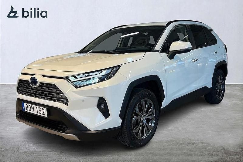 Vit Begagnad 2022 Toyota RAV4 Hybrid Executive SUV | 359 900 kr (Marknadspris) - Bild 1/4