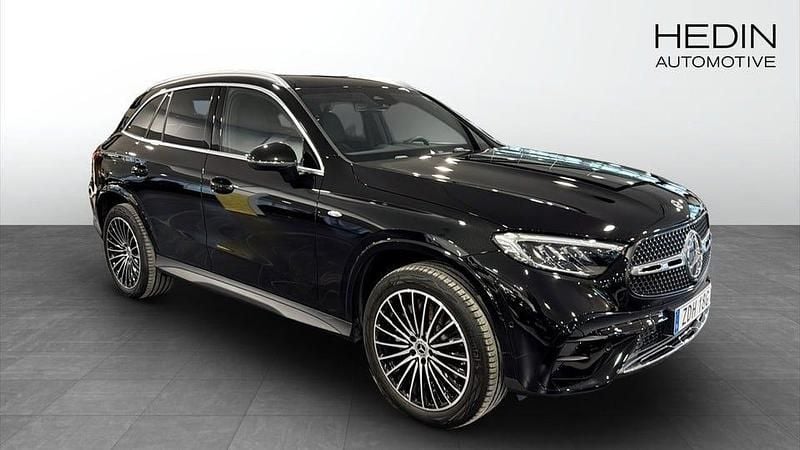 Begagnad Mercedes GLC300 Advanced 204 HK (150 kW) 2025 Svart SUV
