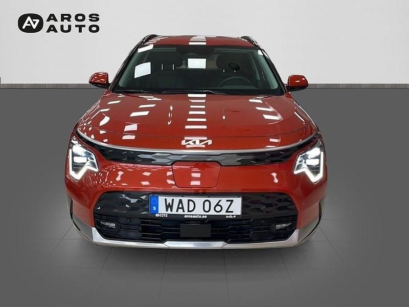 Begagnad Kia e-Niro Advance 150 kW (204 HK) 2022 Orange SUV