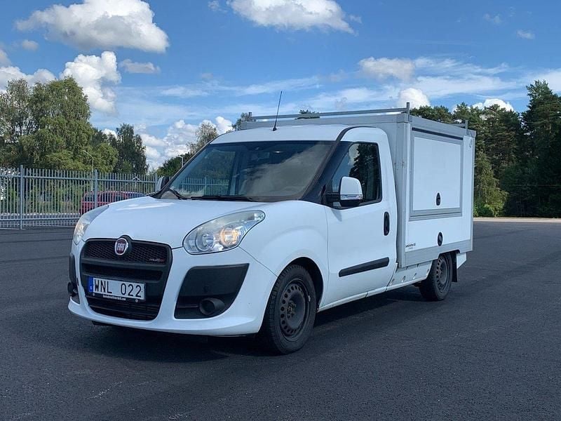 Vit Begagnad 2013 Fiat Doblò Minibuss | 35 000 kr - Bild 1/4