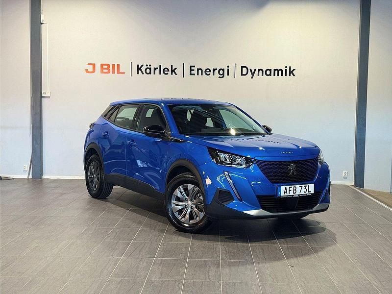 Blå Begagnad 2022 Peugeot e-2008 Active SUV | 189 900 kr (Marknadspris) - Bild 1/4