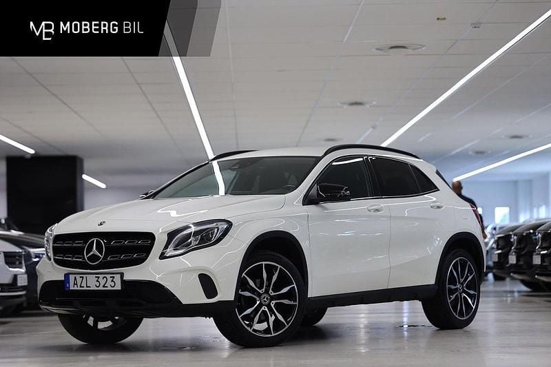 Vit Begagnad 2017 Mercedes GLA220 Night SUV | 259 900 kr (Marknadspris) - Bild 1/3