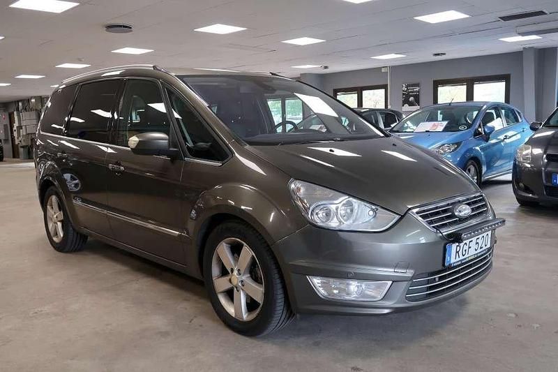 Mörkgrå Begagnad 2011 Ford Galaxy Minibuss | 49 500 kr (Bra pris) - Bild 1/4