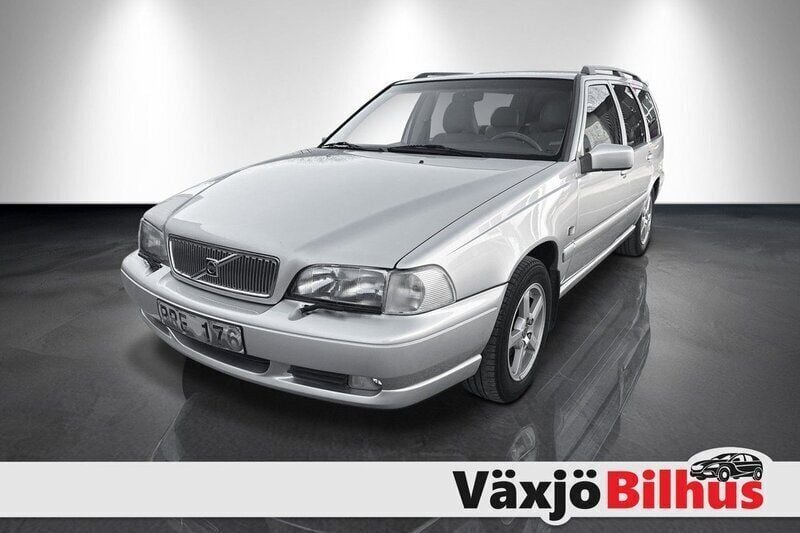 Ljusgrå Begagnad 2000 Volvo V70 Standard Kombi | 69 900 kr - Bild 1/4