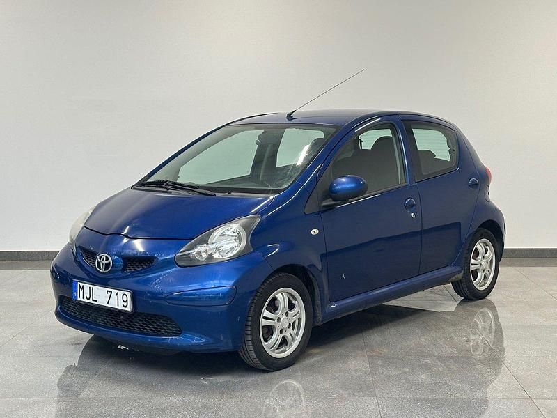Blå Begagnad 2008 Toyota Aygo Halvkombi | 21 900 kr (Lite dyr) - Bild 1/4