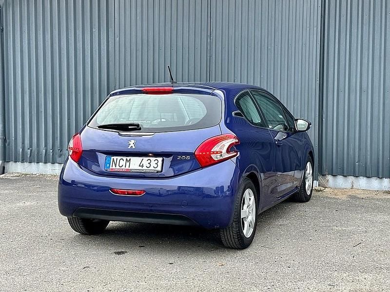 Begagnad Peugeot 208 95 HK (69 kW) 2012 Lila Halvkombi