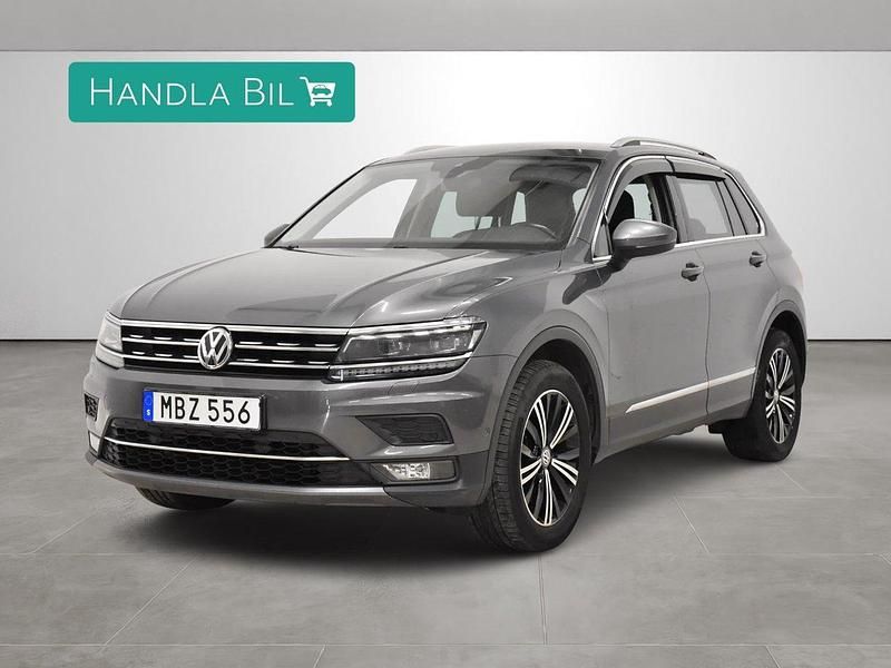 Grå Begagnad 2018 VW Tiguan GT SUV | 236 800 kr (Marknadspris) - Bild 1/4