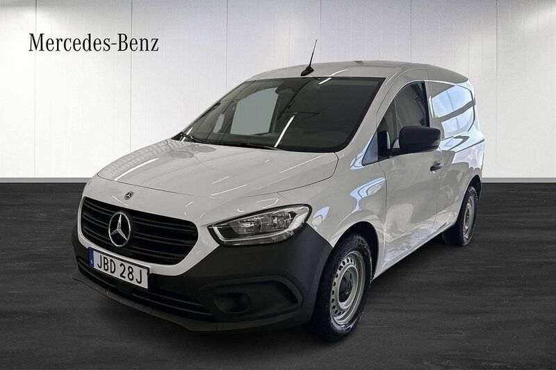 Vit Ny 2024 Mercedes Citan 110 Van | 346 588 kr - Bild 1/4