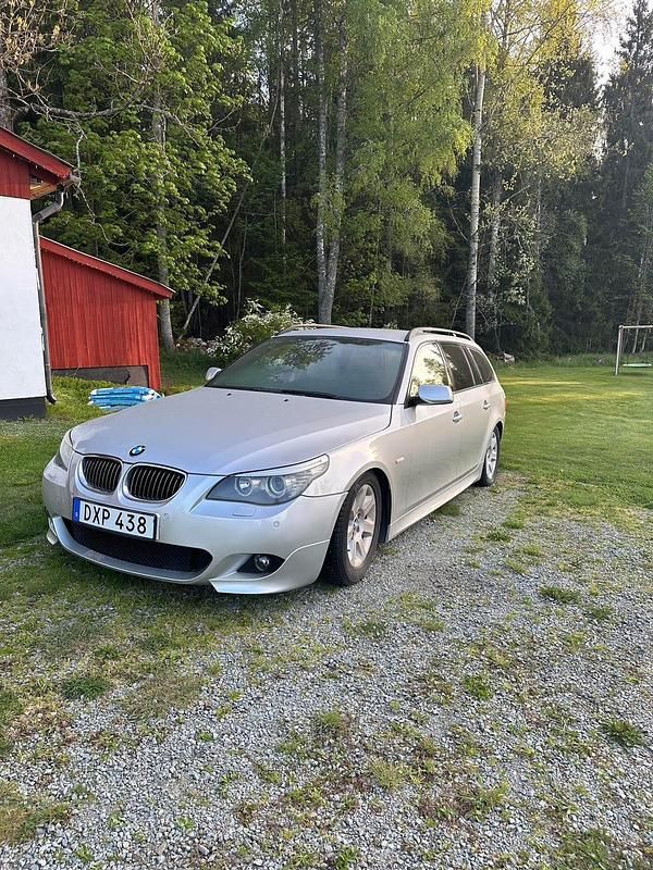 Begagnad BMW 525 197 HK (144 kW) 2009 Kombi